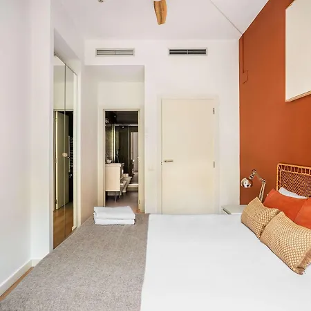 The Collection - Very Spacious Eixample 4bd 4ba Apartment Barcelona