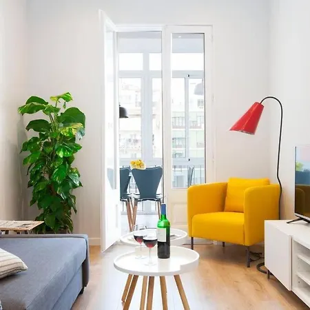 Perfectly Located 4bed 4bath In 3 1 Barcelona