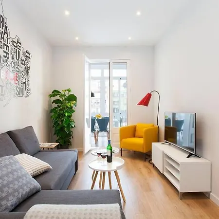 Perfectly Located 4bed 4bath In 3 1 Barcelona