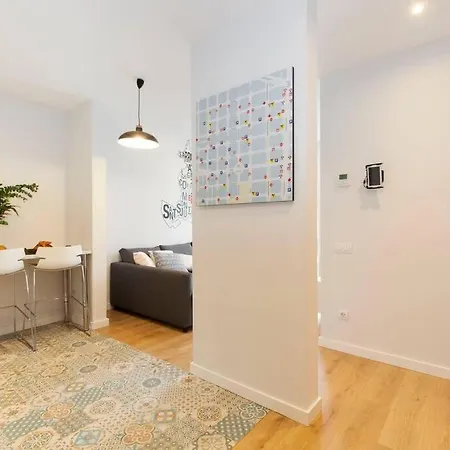 Perfectly Located 4bed 4bath In 3 1 Barcelona