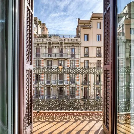 Apartamento Perfectly Located 4bed 4bath In 3 1 Barcelona