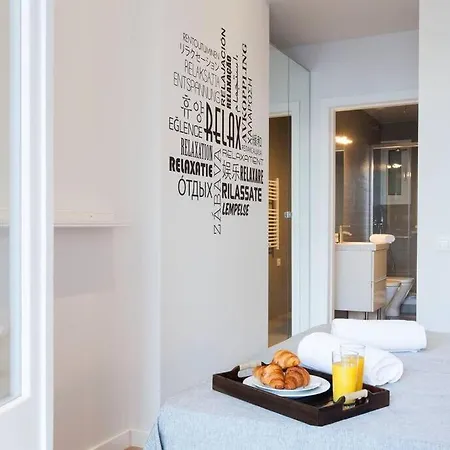 Very Spacious Eixample 4Bd 4Ba Apartment *
